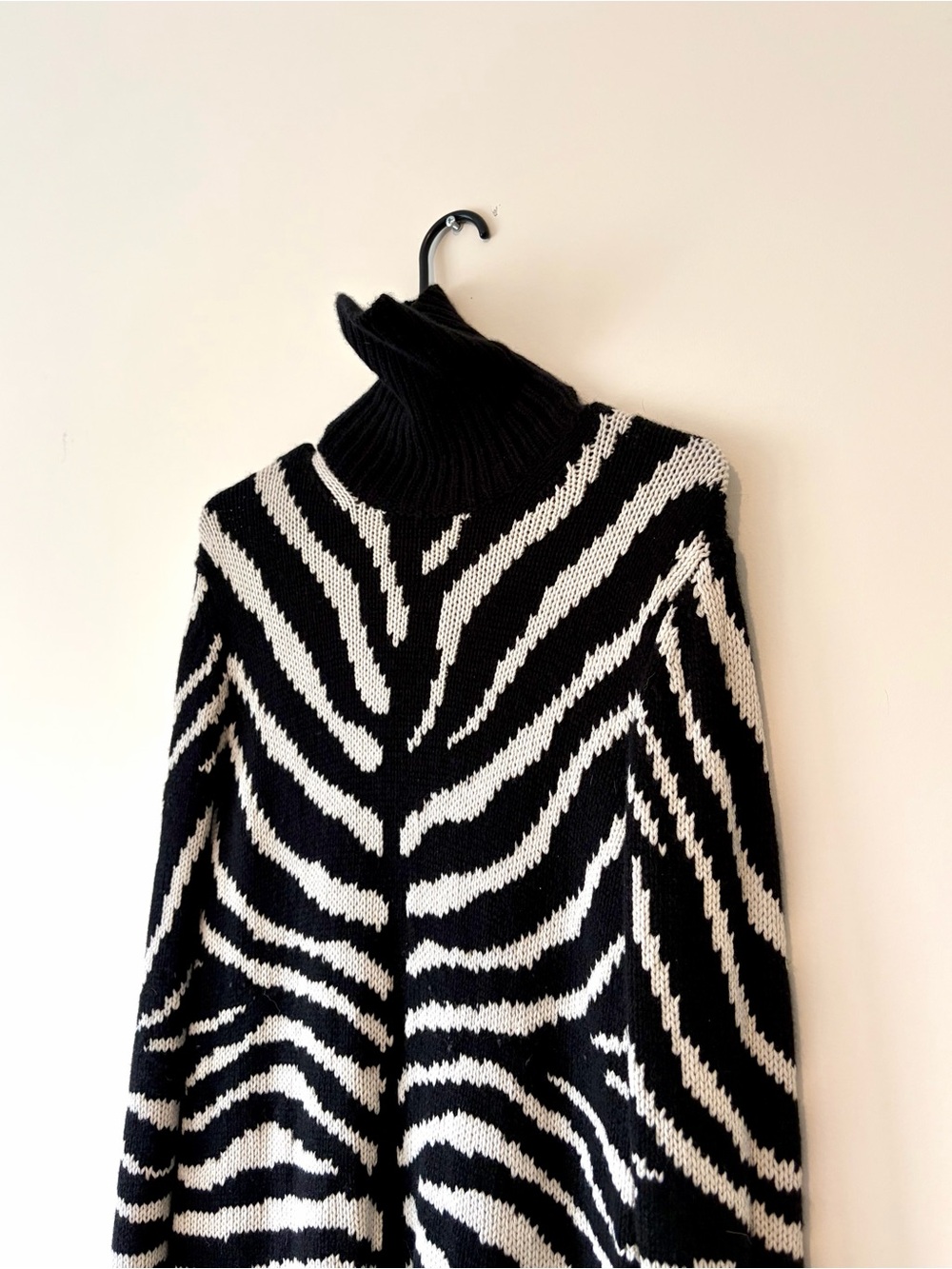Michael Kors Collection Turtleneck Zebra-Stripe Knit Sweater - Black & White